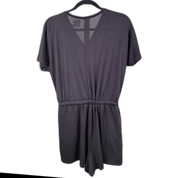 32 DEGREES Jersey Knit Black V Neck Shorts Romper Sz XS - Picture 5 of 11